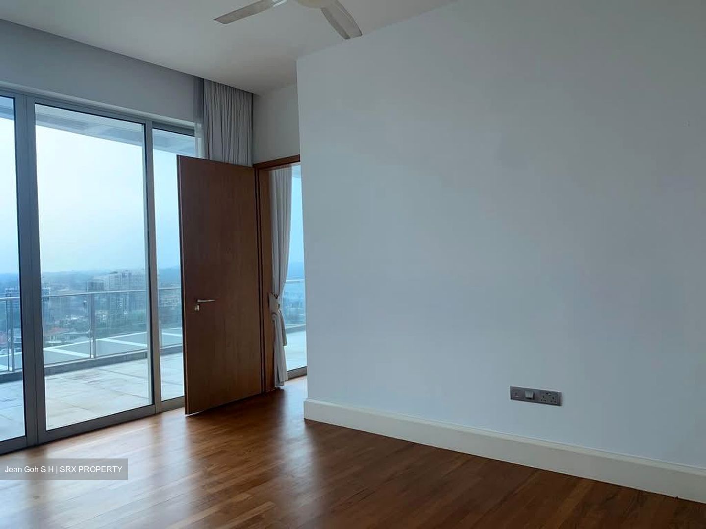 The Solitaire (D10), Condominium #558115631